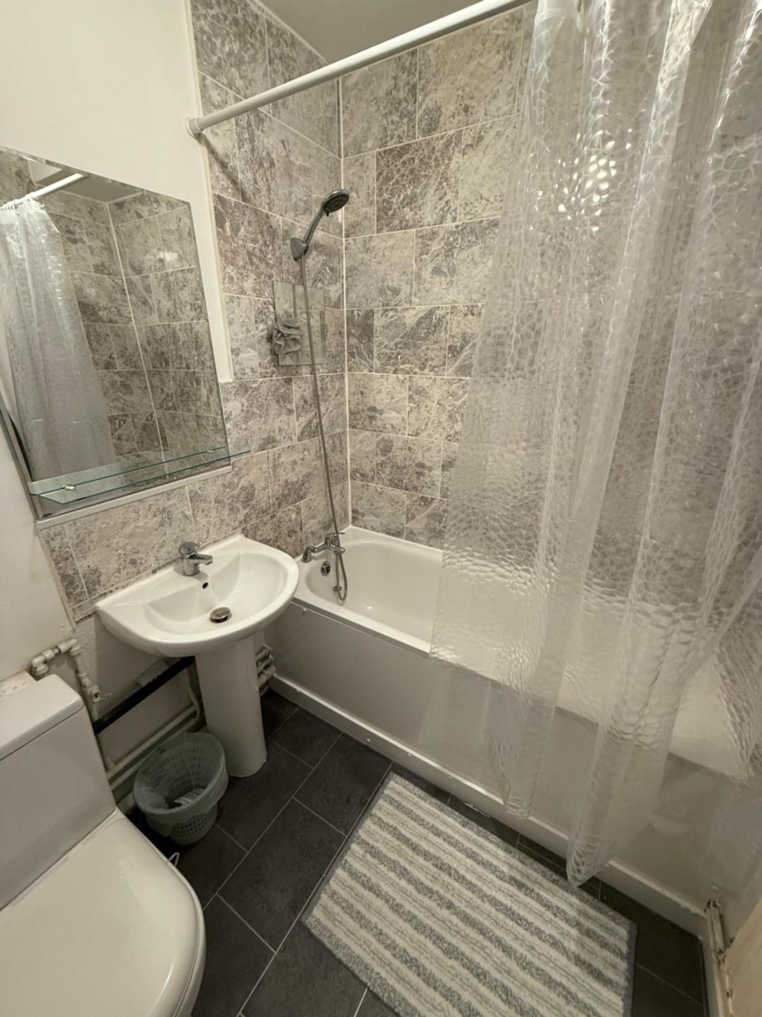Cosy Victorian Guest Room Londen Buitenkant foto